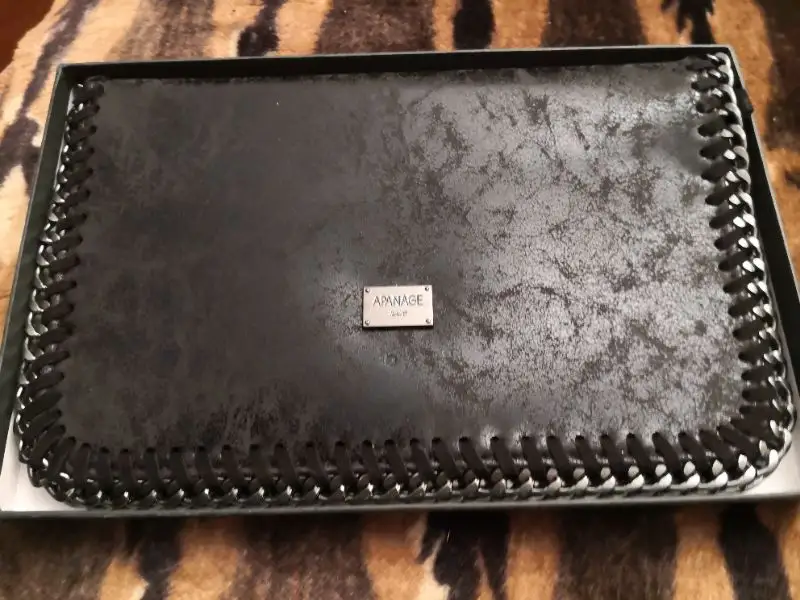 APANAGE Clutch Bild 4