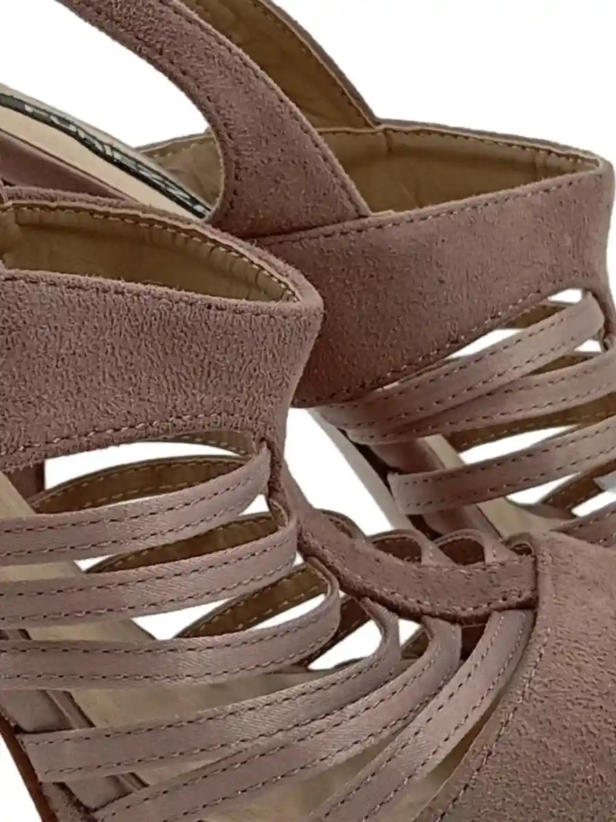 FURIEZZA Plateausandalen Bild 3