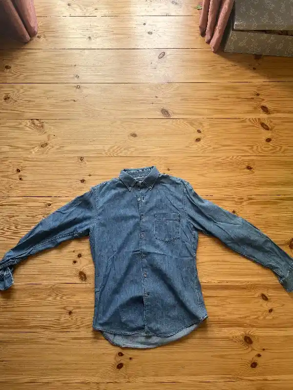 UNIQLO Freizeithemd Bild 2