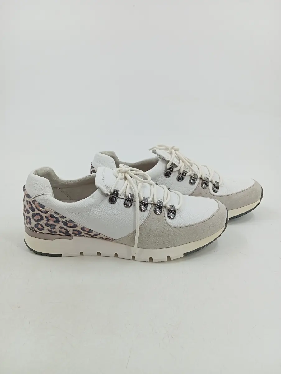 CAPRICE Sneaker low Bild 2