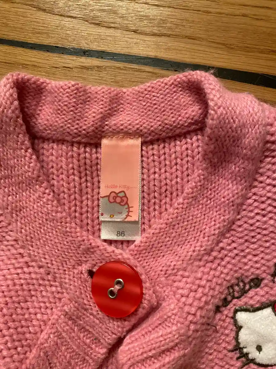 HELLO KITTY Strickjacke Bild 6