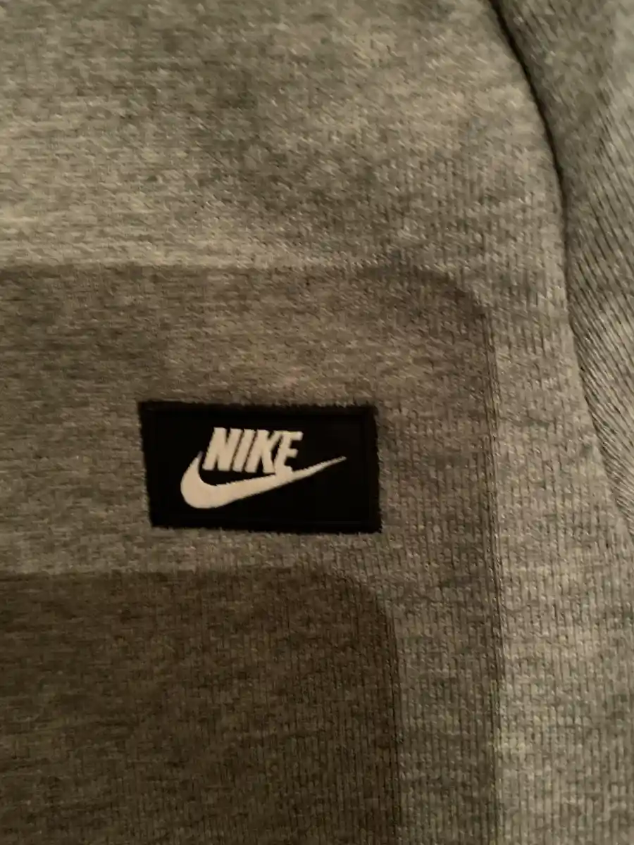 NIKE Kapuzenpullover Bild 2