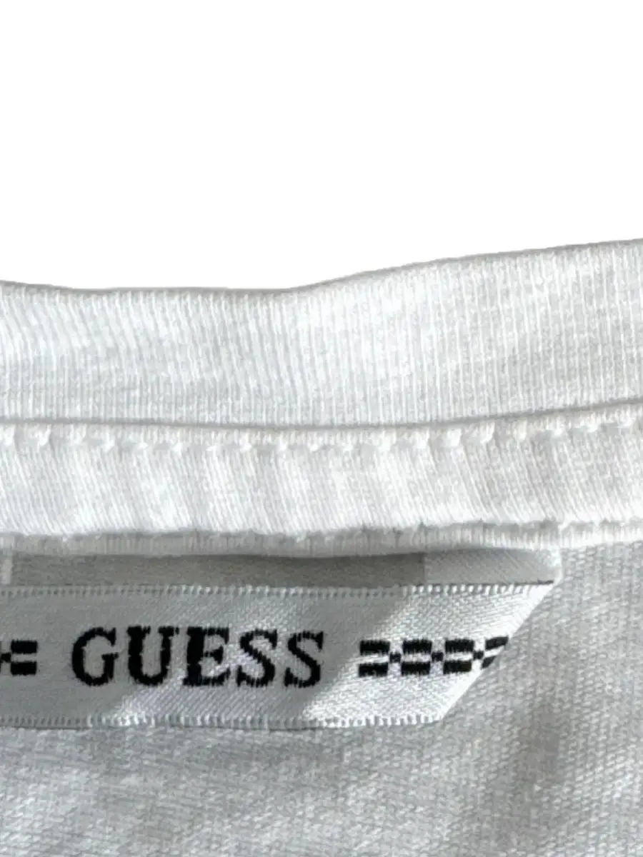 GUESS T-Shirt Bild 5