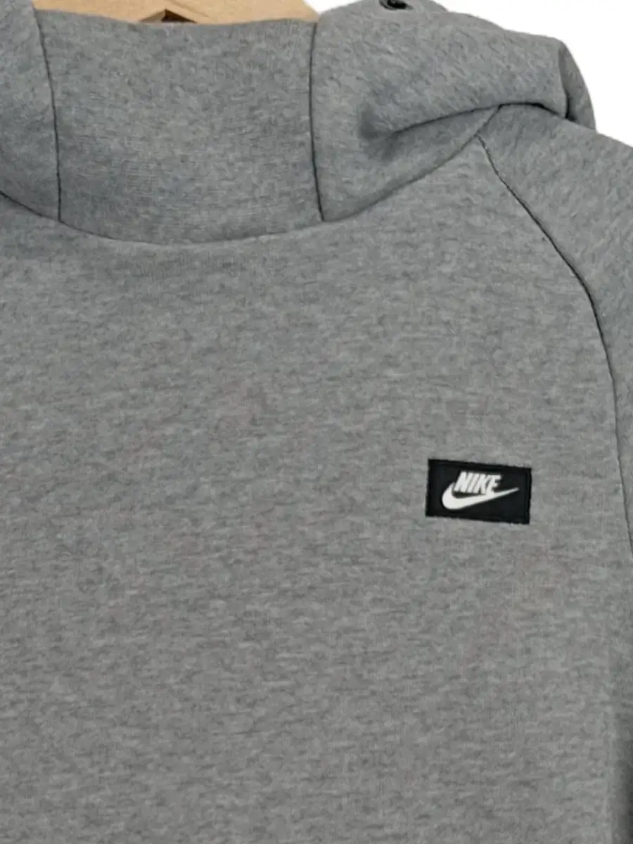 NIKE Kapuzenpullover Bild 4