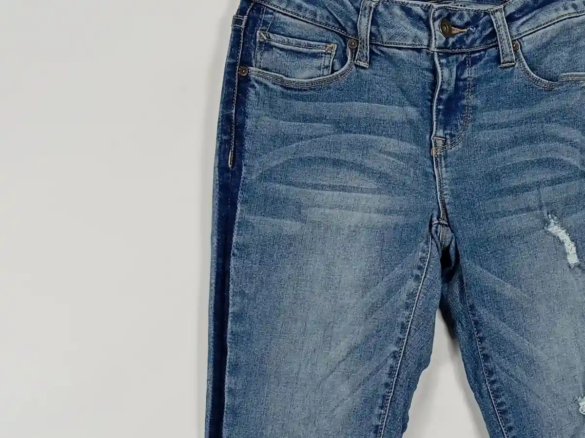 EMPYRE Destroyed Jeans Bild 3