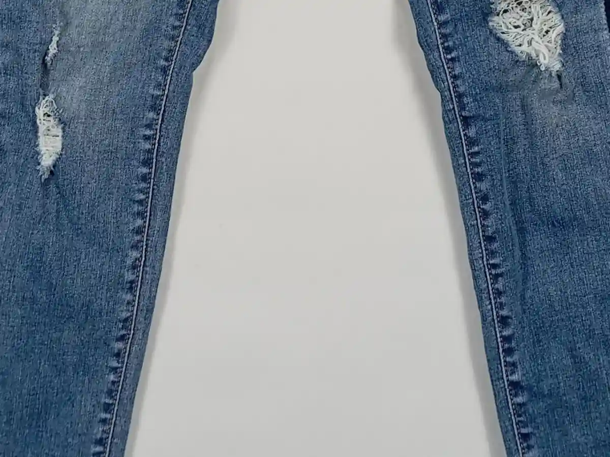 EMPYRE Destroyed Jeans Bild 4