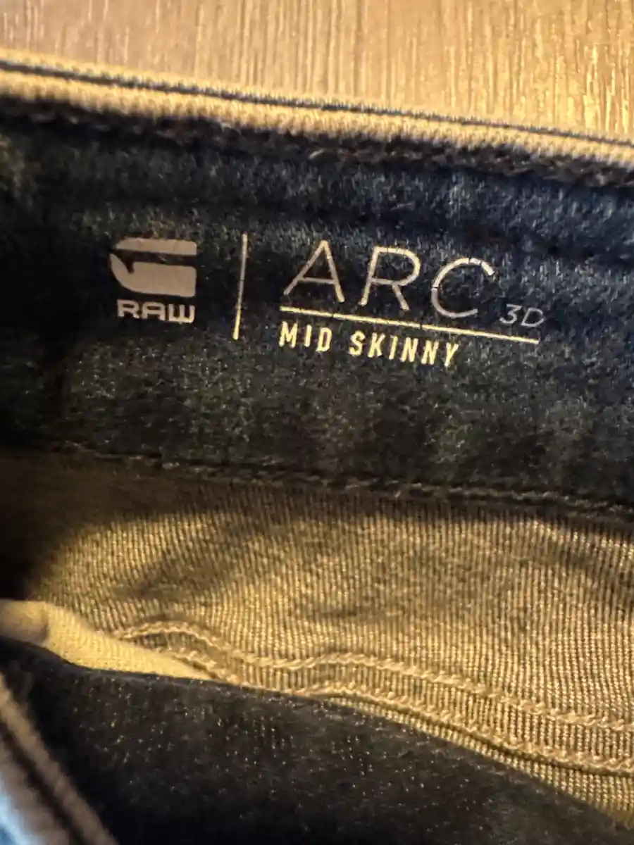 G-STAR RAW Destroyed Jeans Bild 5