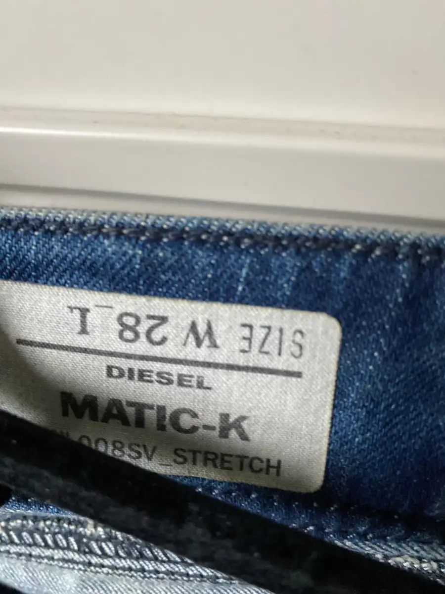DIESEL Destroyed Jeans Bild 7
