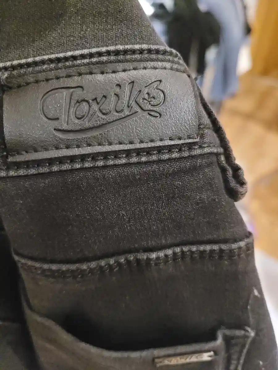 TOXIK3 High Waist Jeans Bild 3