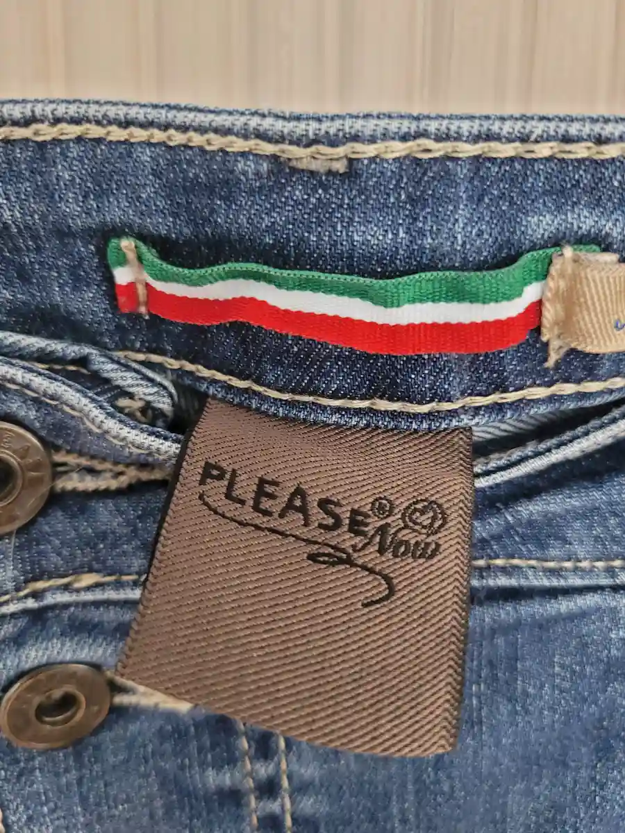 PLEASE Destroyed Jeans Bild 5