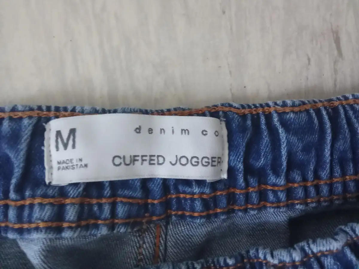 PRIMARK Destroyed Jeans Bild 4