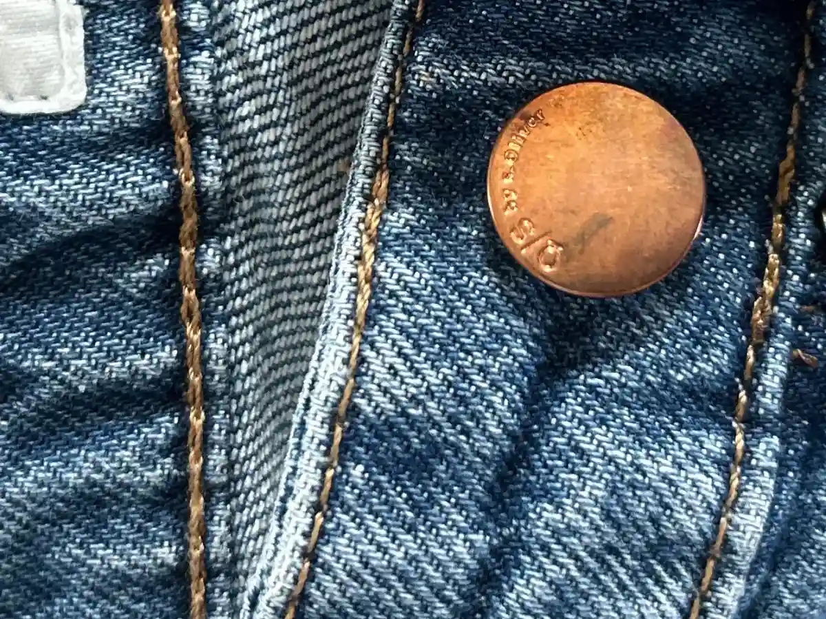 QS BY S.OLIVER Jeans Regular Fit Bild 4