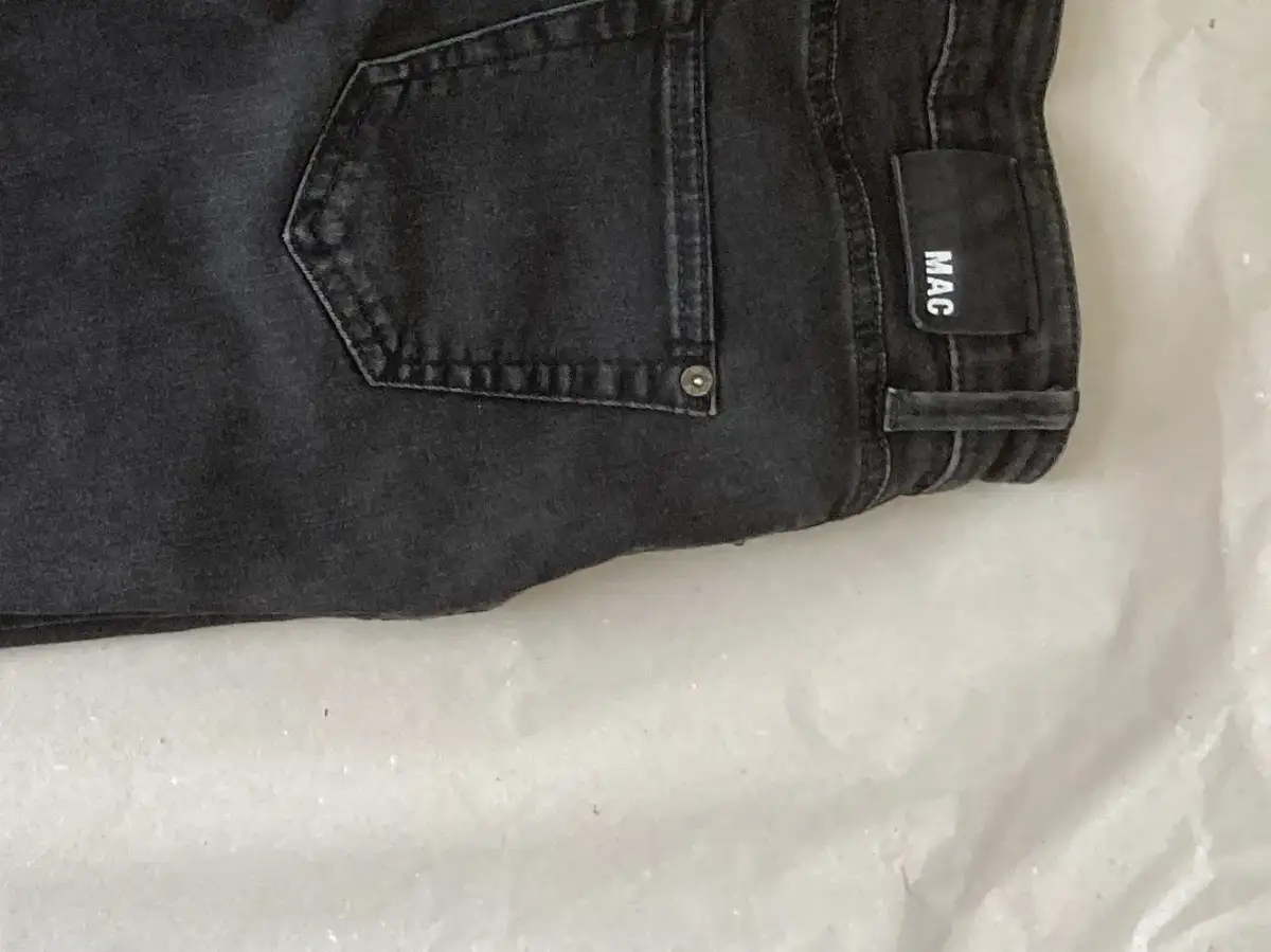 MAC Jeans Regular Fit Bild 4