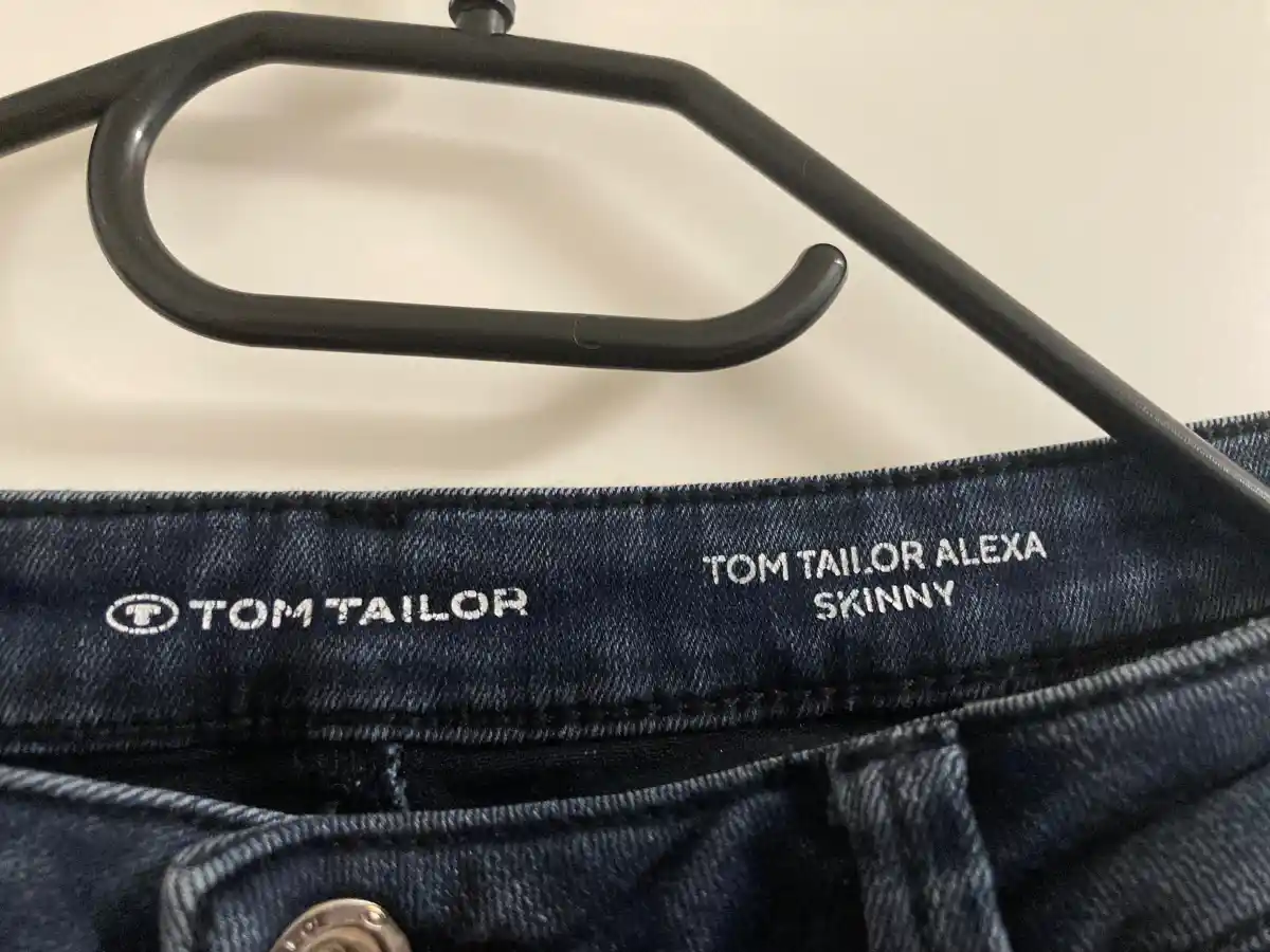 TOM TAILOR Jeans Tapered Fit Bild 5