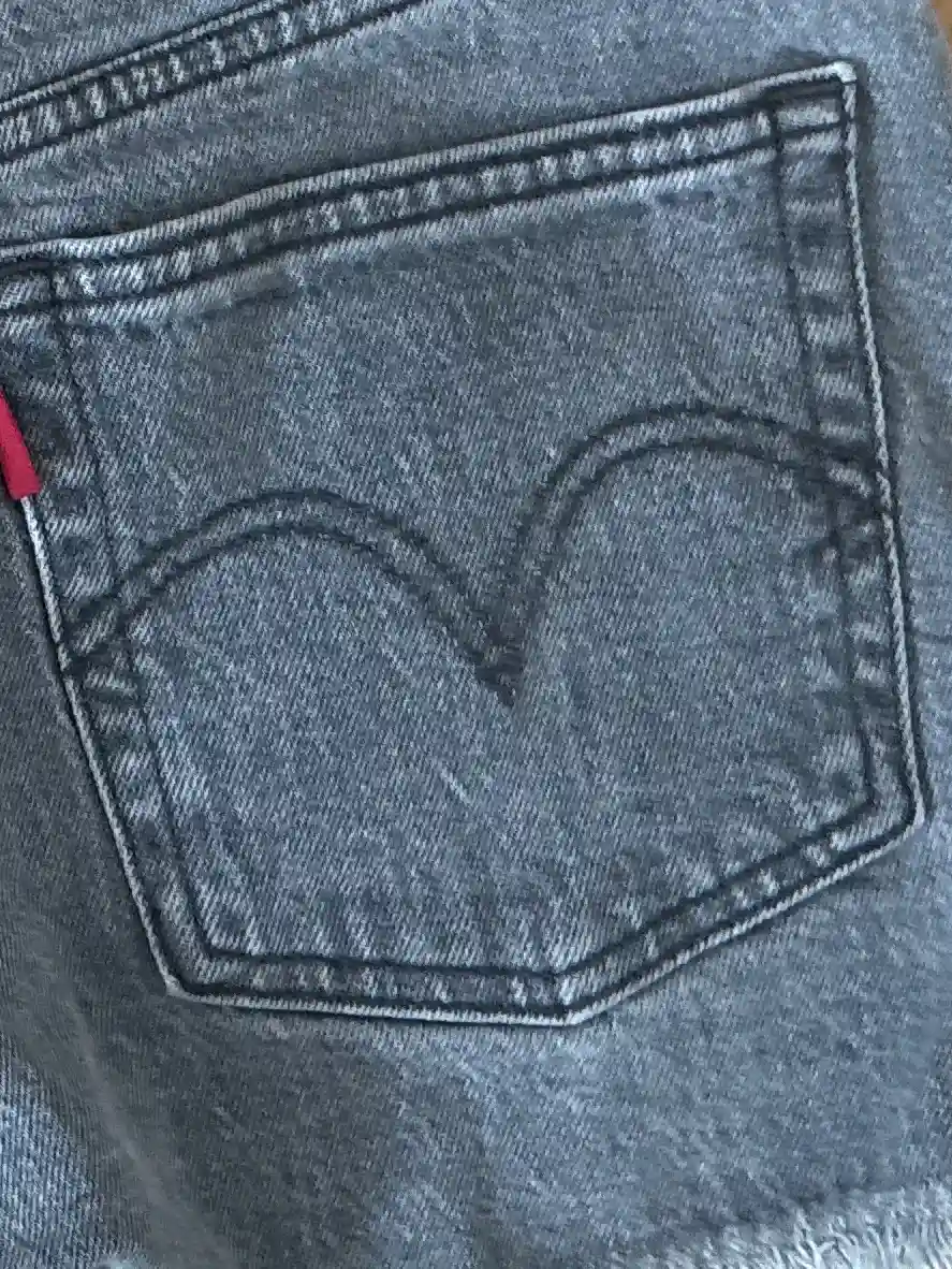 LEVI'S Jeans Shorts Bild 4