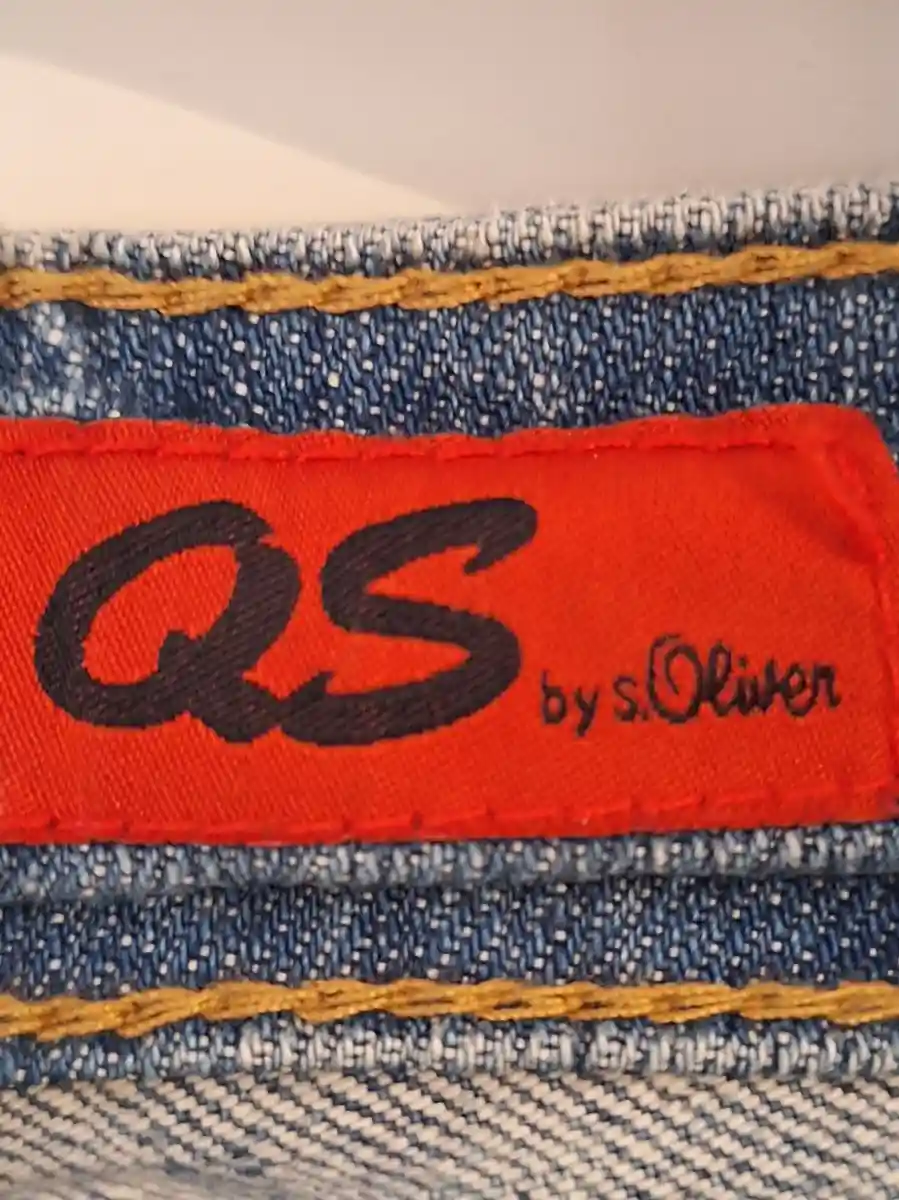 QS BY S.OLIVER Jeans Shorts Bild 11