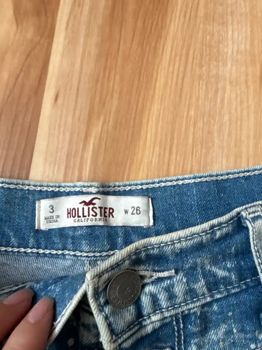 HOLLISTER Jeans Shorts Bild 8