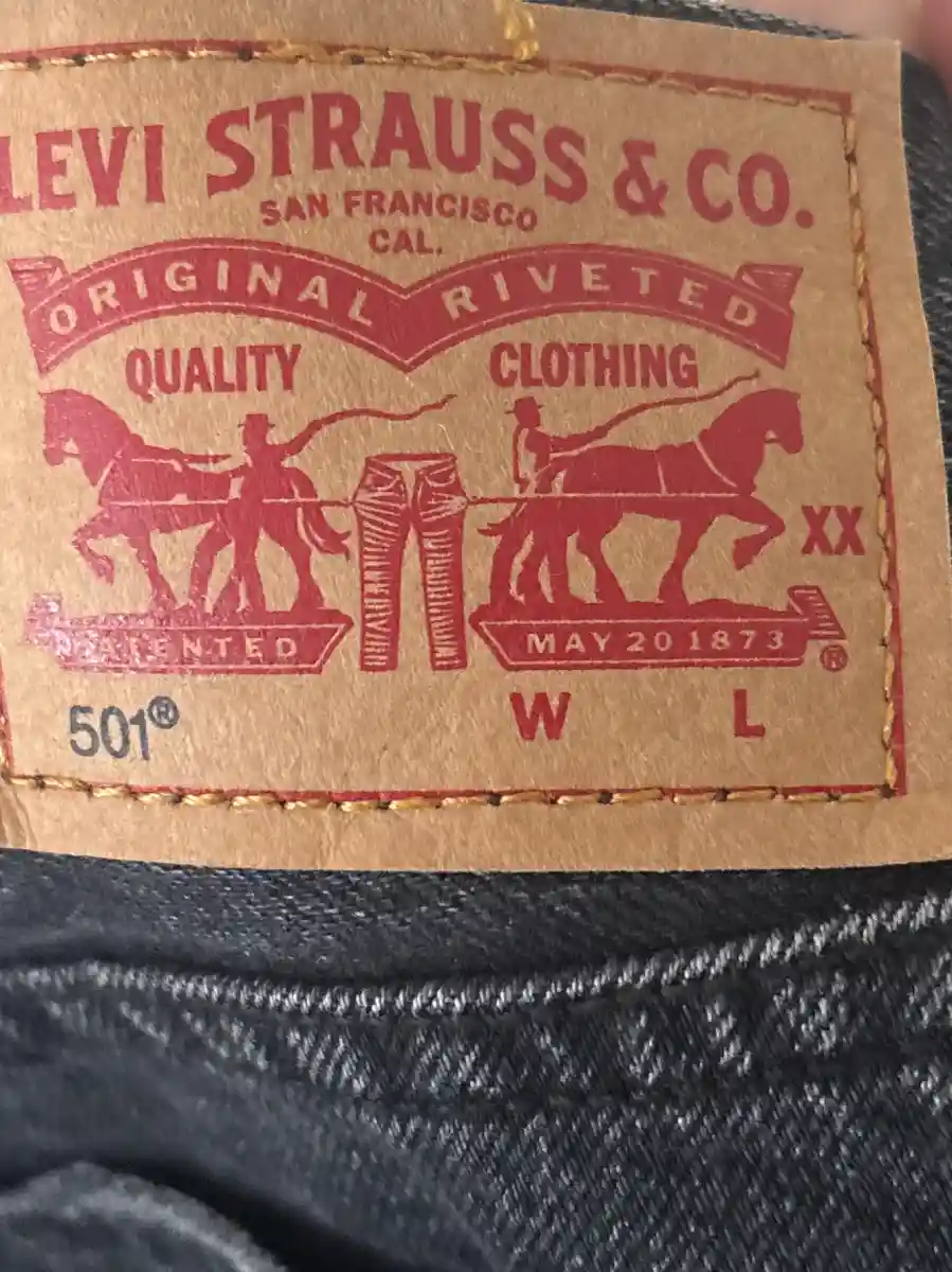 LEVI STRAUSS & CO. Jeans Shorts Bild 3