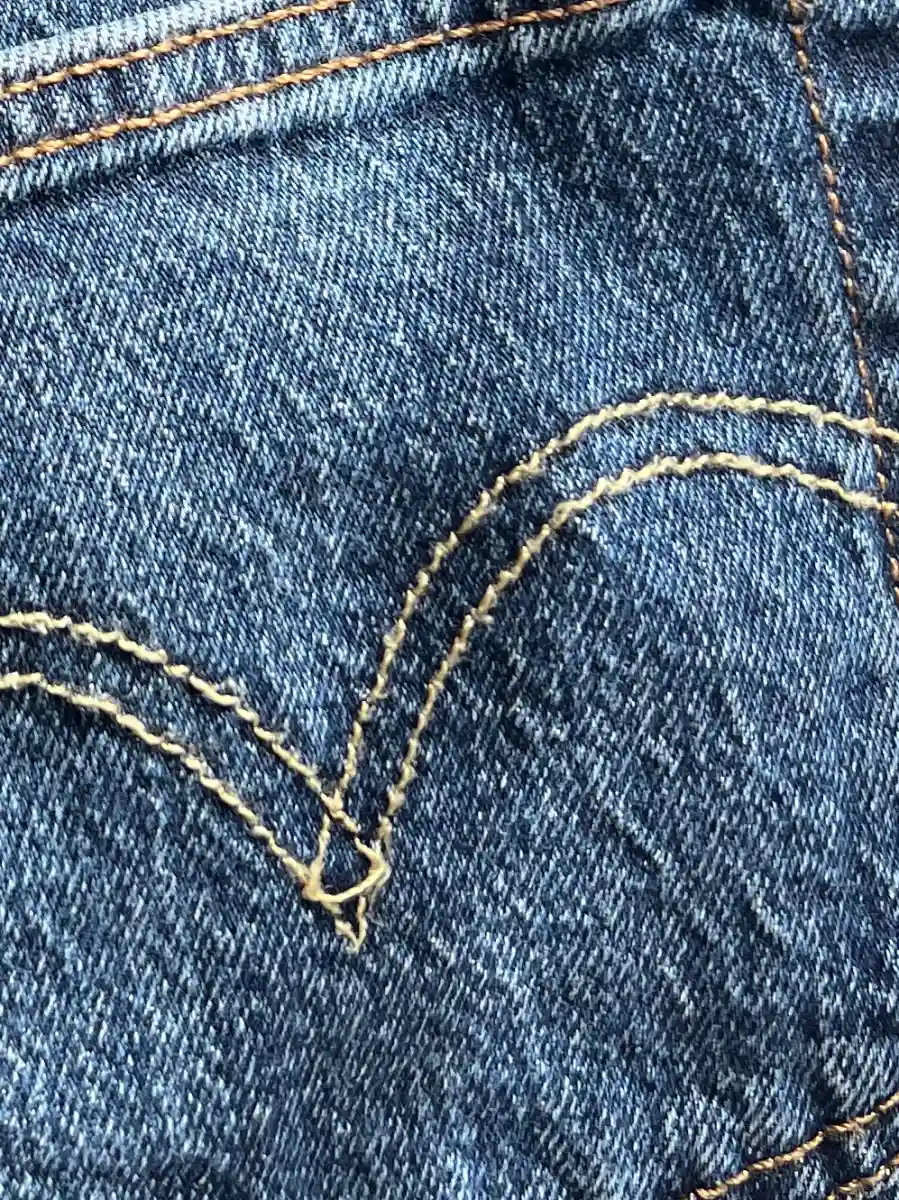 LEVI'S Jeans Shorts Bild 5