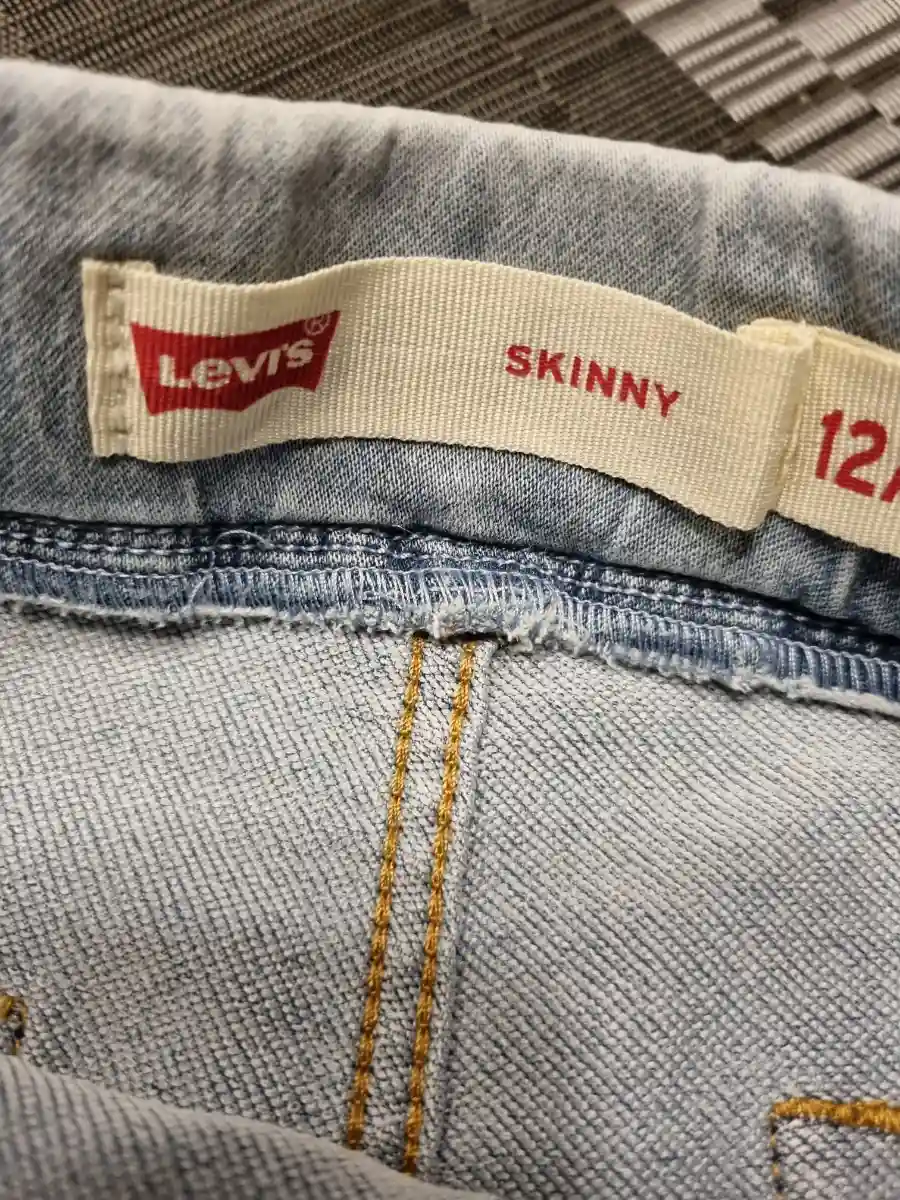 LEVI'S Jeans Shorts Bild 4