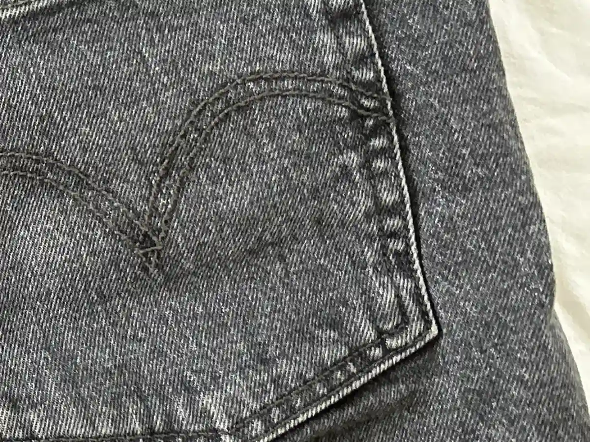 LEVI'S Jeans Shorts Bild 4