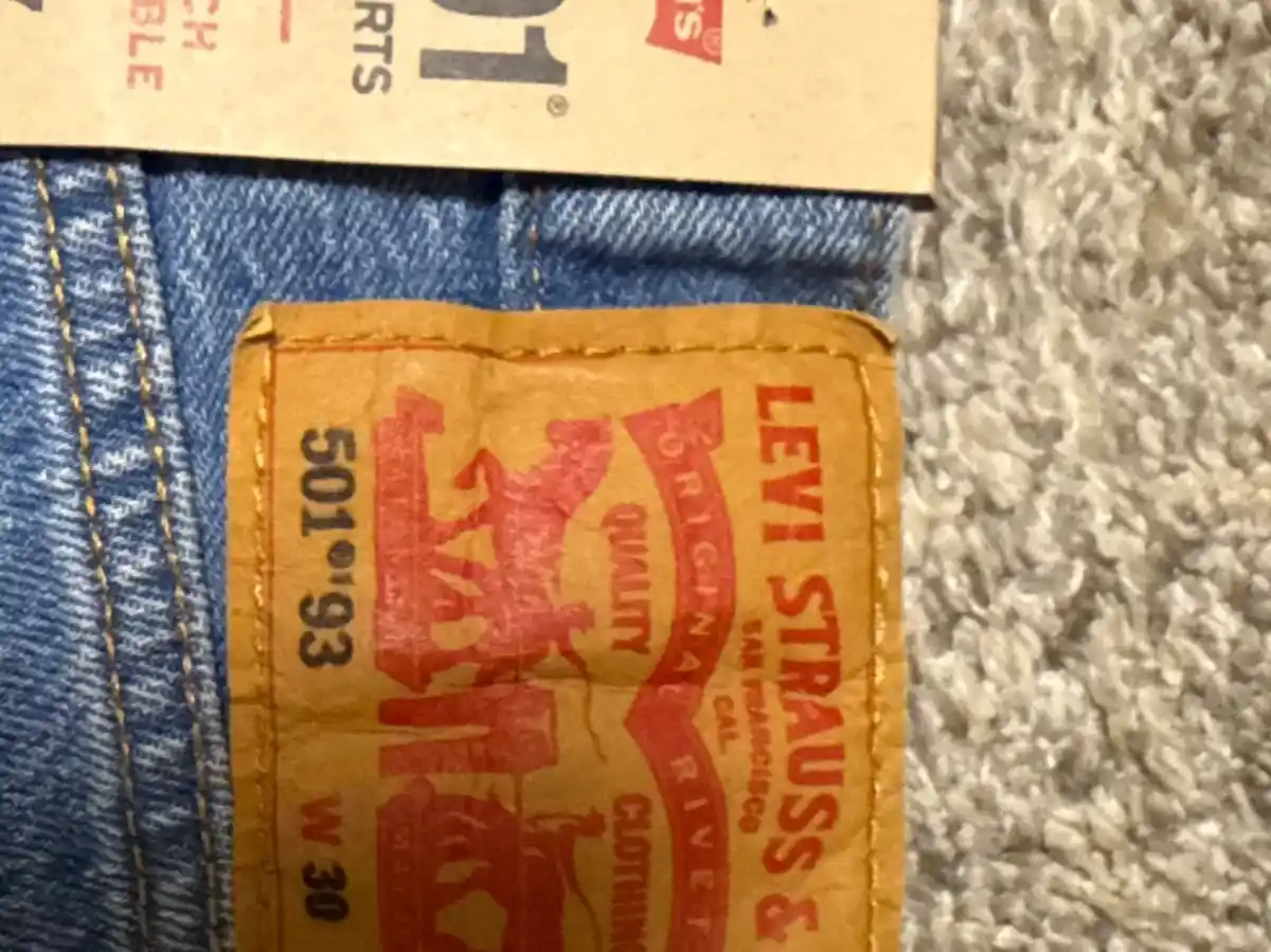 LEVI'S Jeans Shorts Bild 5