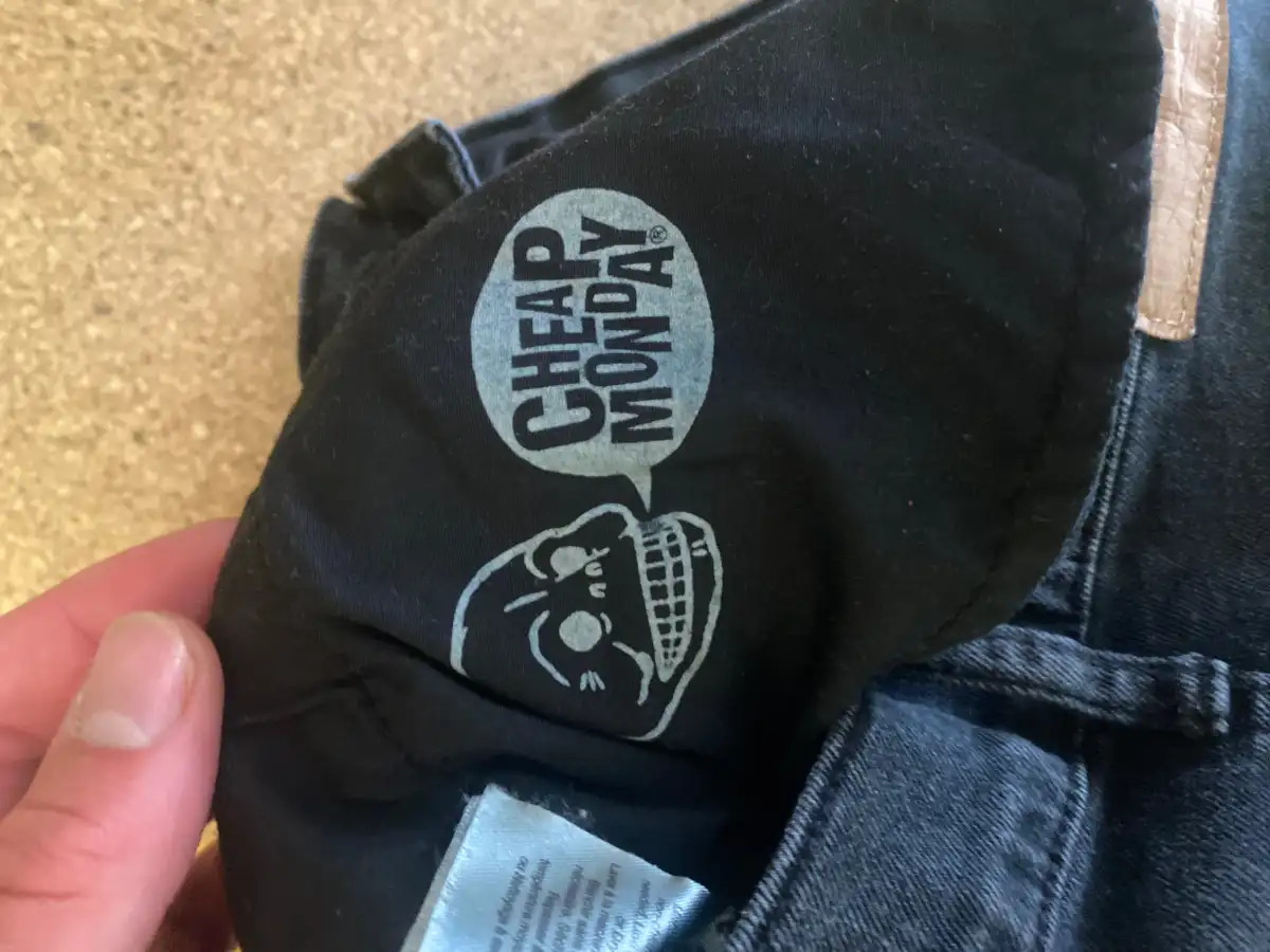 CHEAP MONDAY Jeans Slim Fit Bild 5