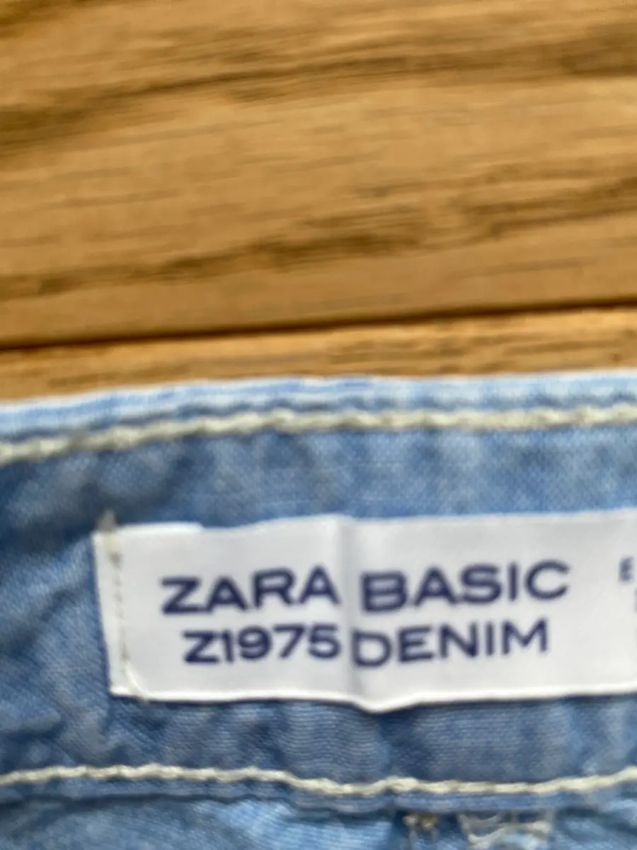 ZARA Jeans Tapered Fit Bild 5