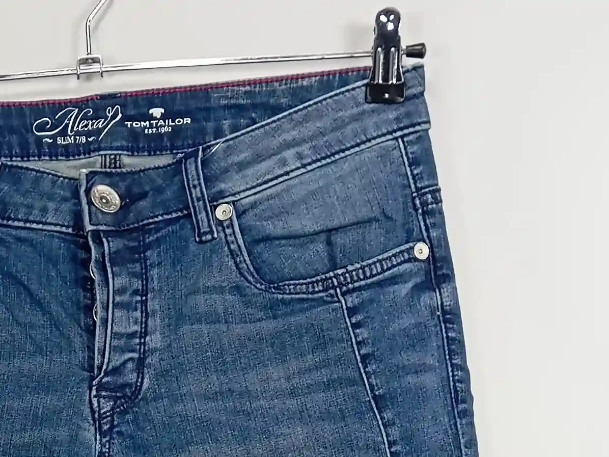 TOM TAILOR Jeans Tapered Fit Bild 4