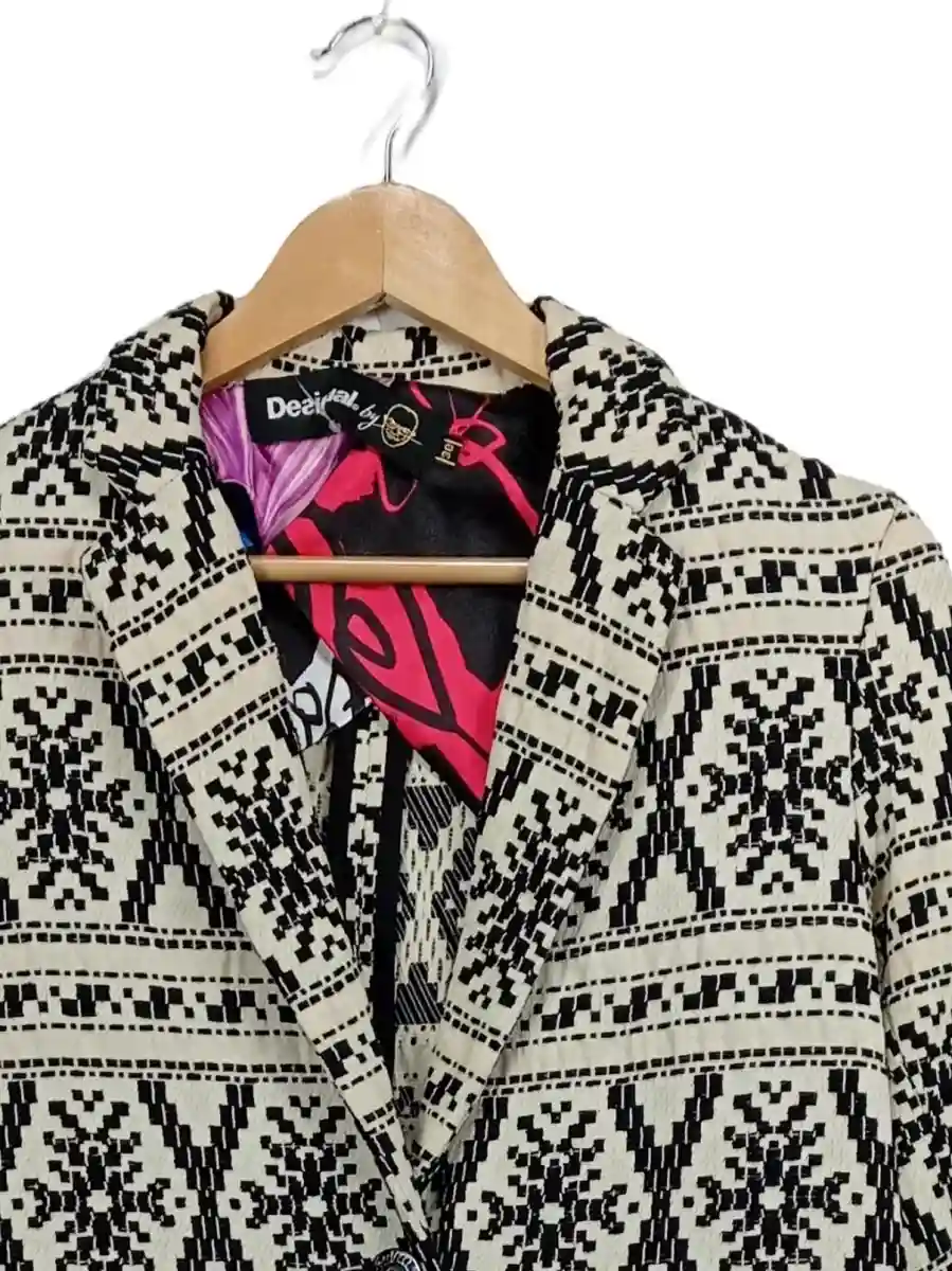 DESIGUAL Strickjacke Bild 4