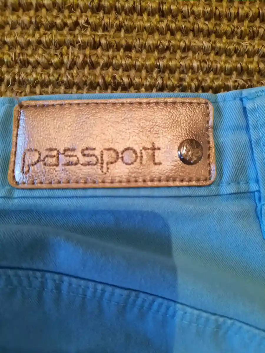 PASSPORT Mom Jeans Bild 6