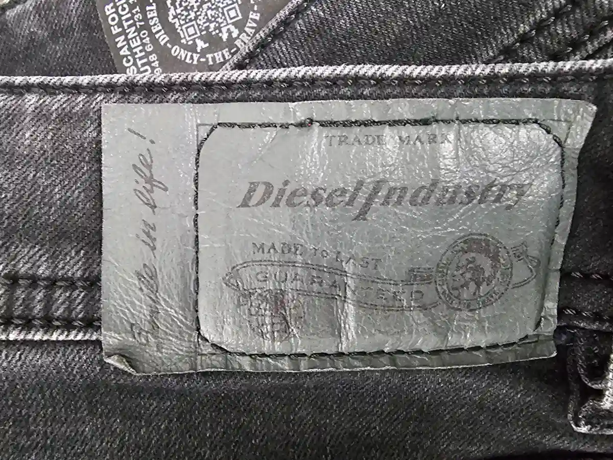 DIESEL Jeans Regular Fit Bild 7