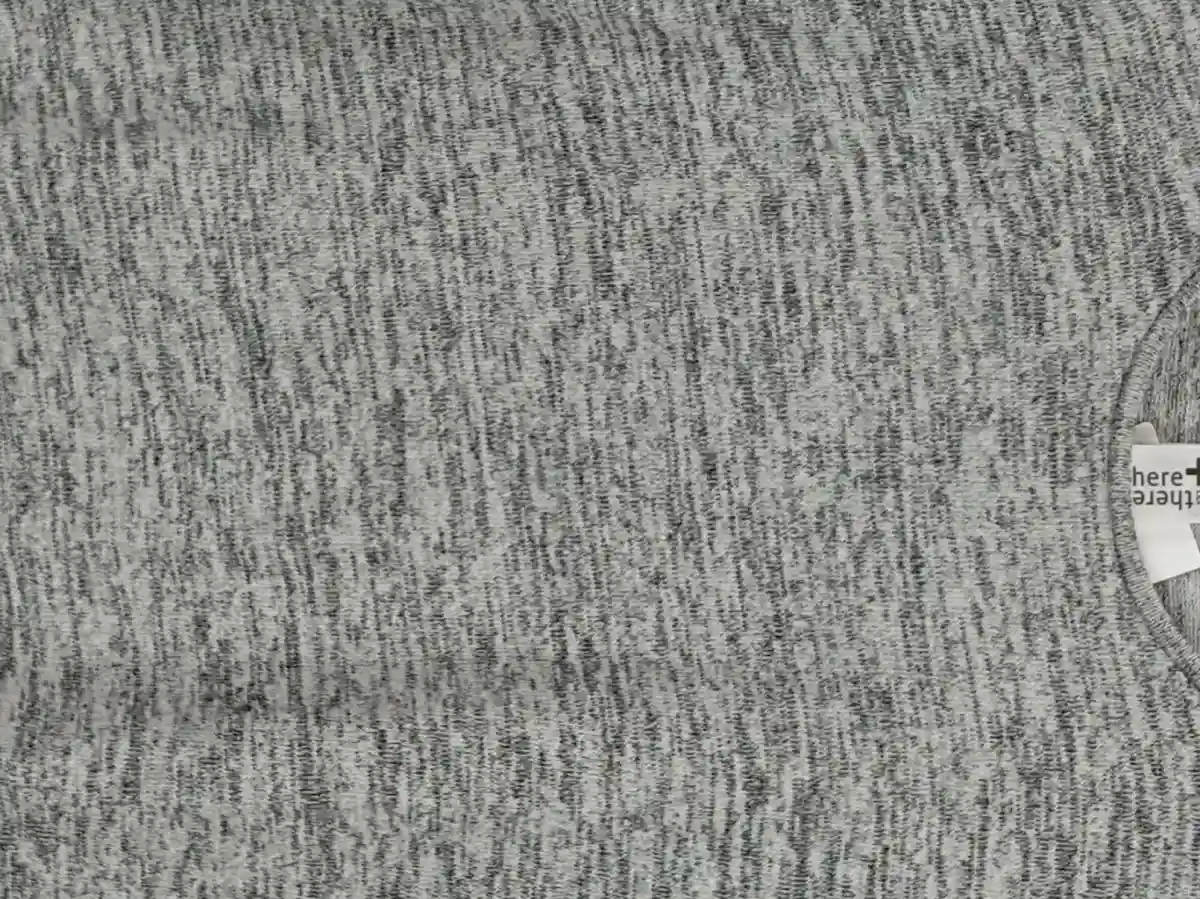 HERE & THERE Pullover Bild 4