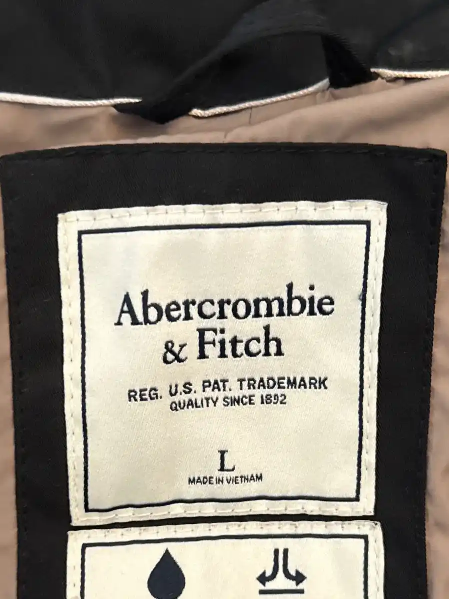 ABERCROMBIE & FITCH Leichte Jacke Bild 6