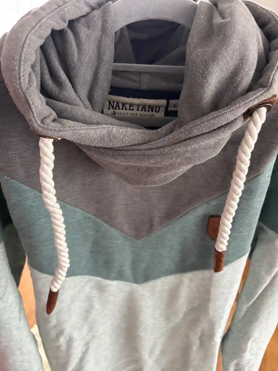 NAKETANO Pullover Bild 2