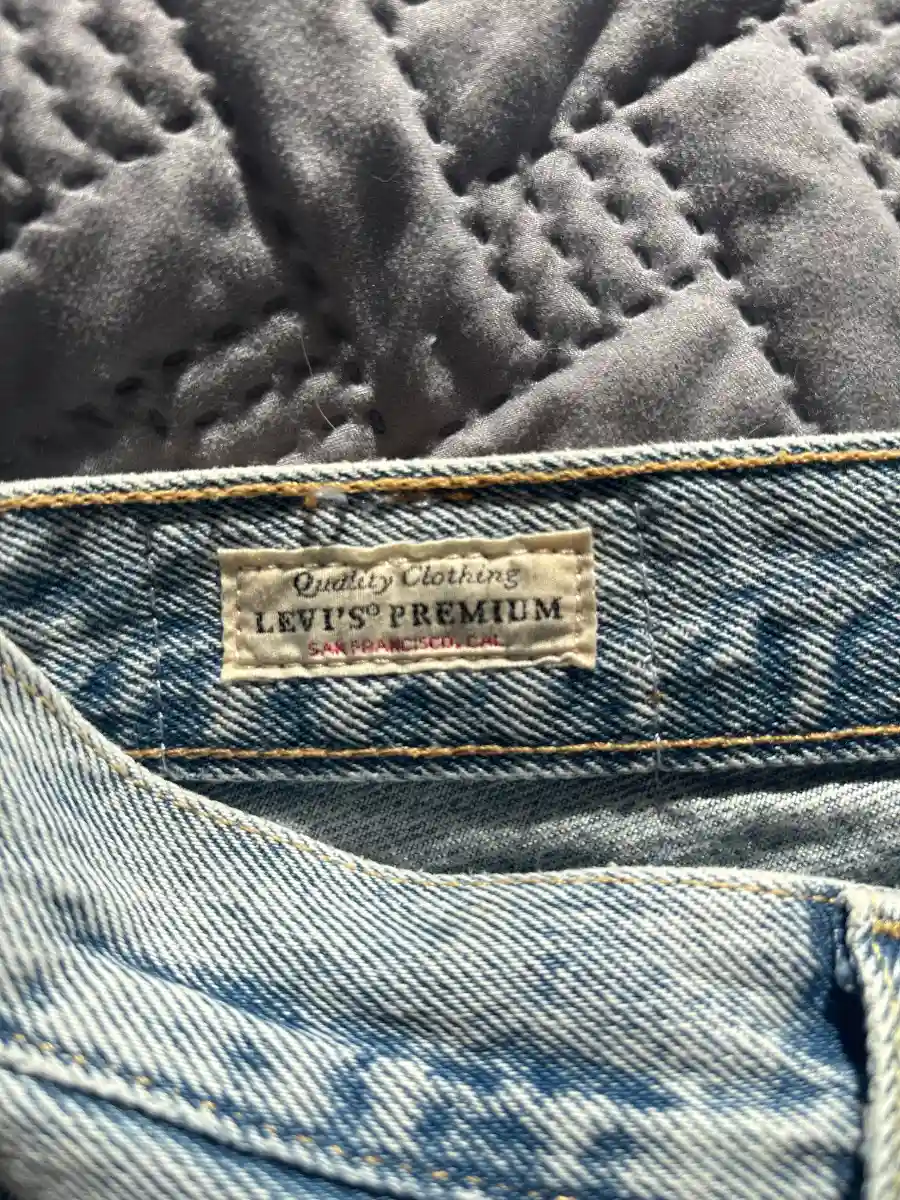 LEVI'S Destroyed Jeans Bild 5