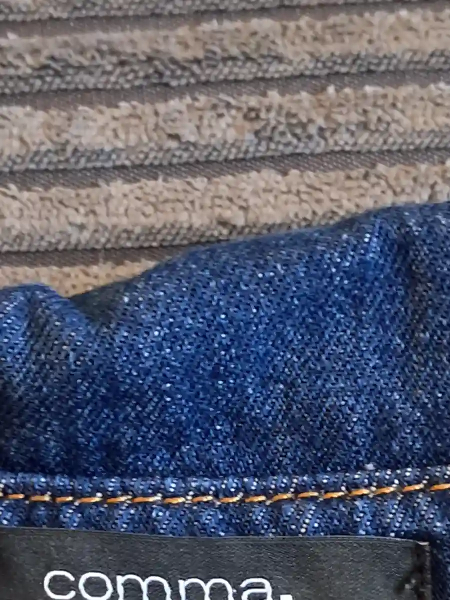 COMMA Jeansjacke Bild 4