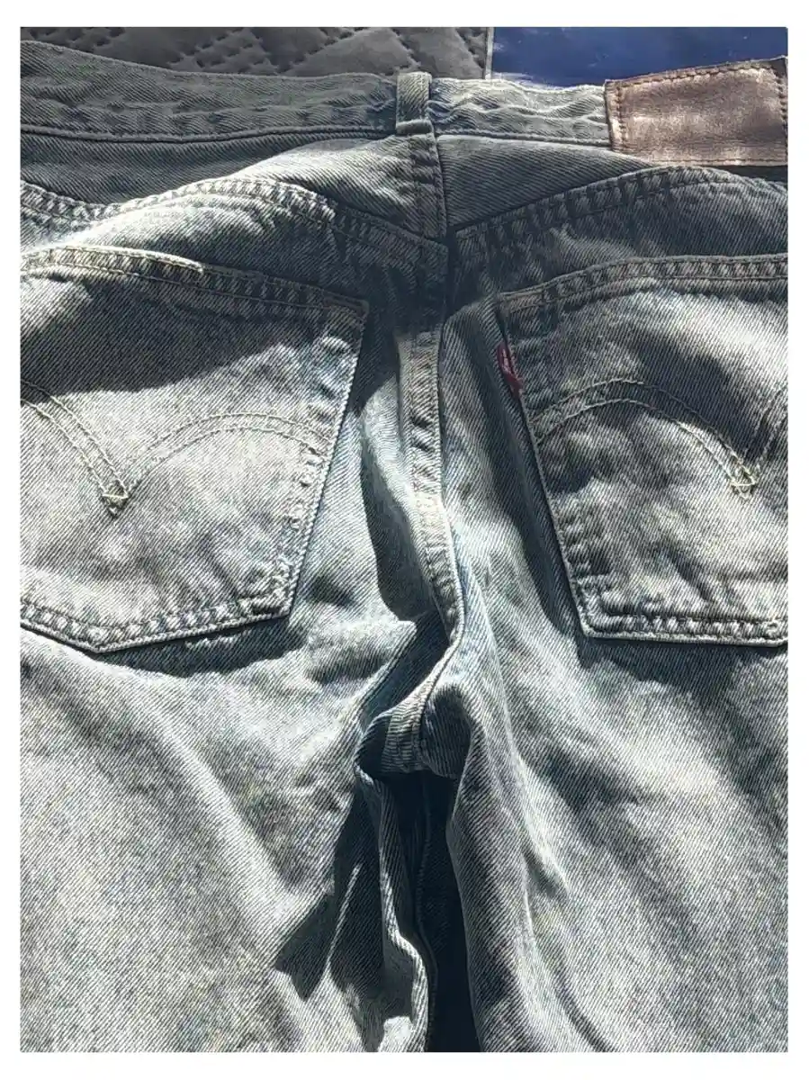 LEVI'S Destroyed Jeans Bild 3