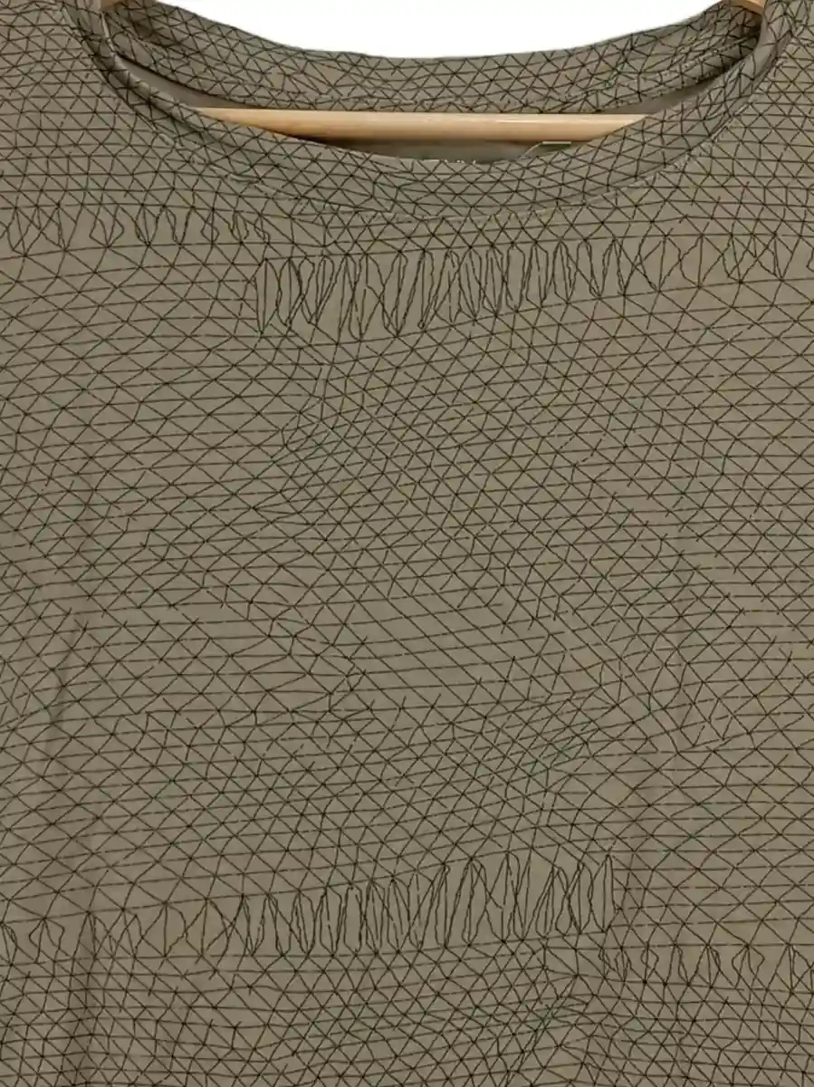 UNIQLO T-Shirt Bild 3
