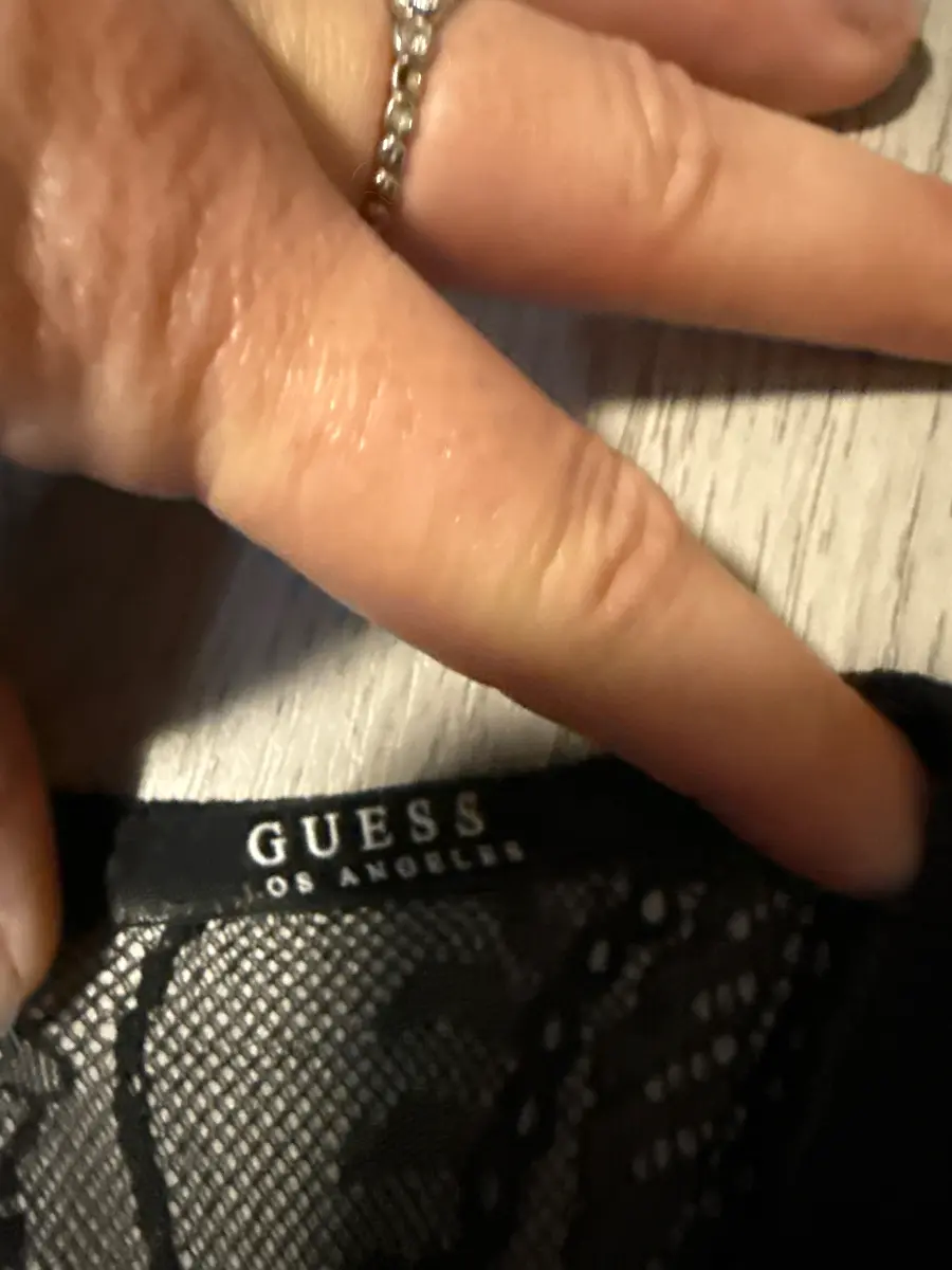 GUESS Top Bild 4