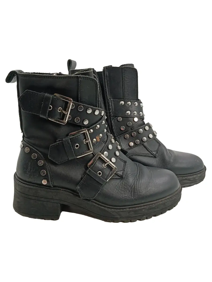 Zara Stiefel