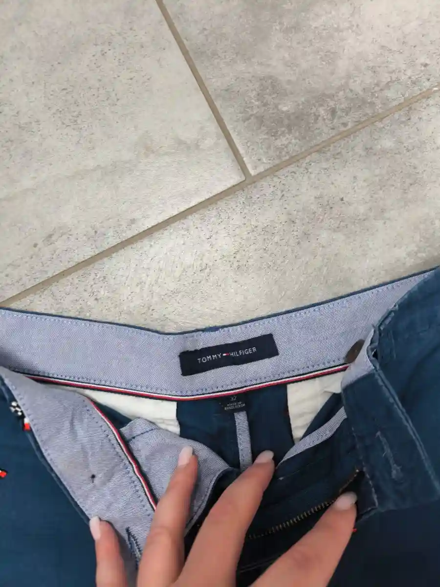 TOMMY HILFIGER Shorts Bild 3
