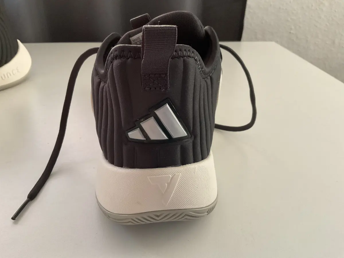 ADIDAS Basketballschuhe Bild 3
