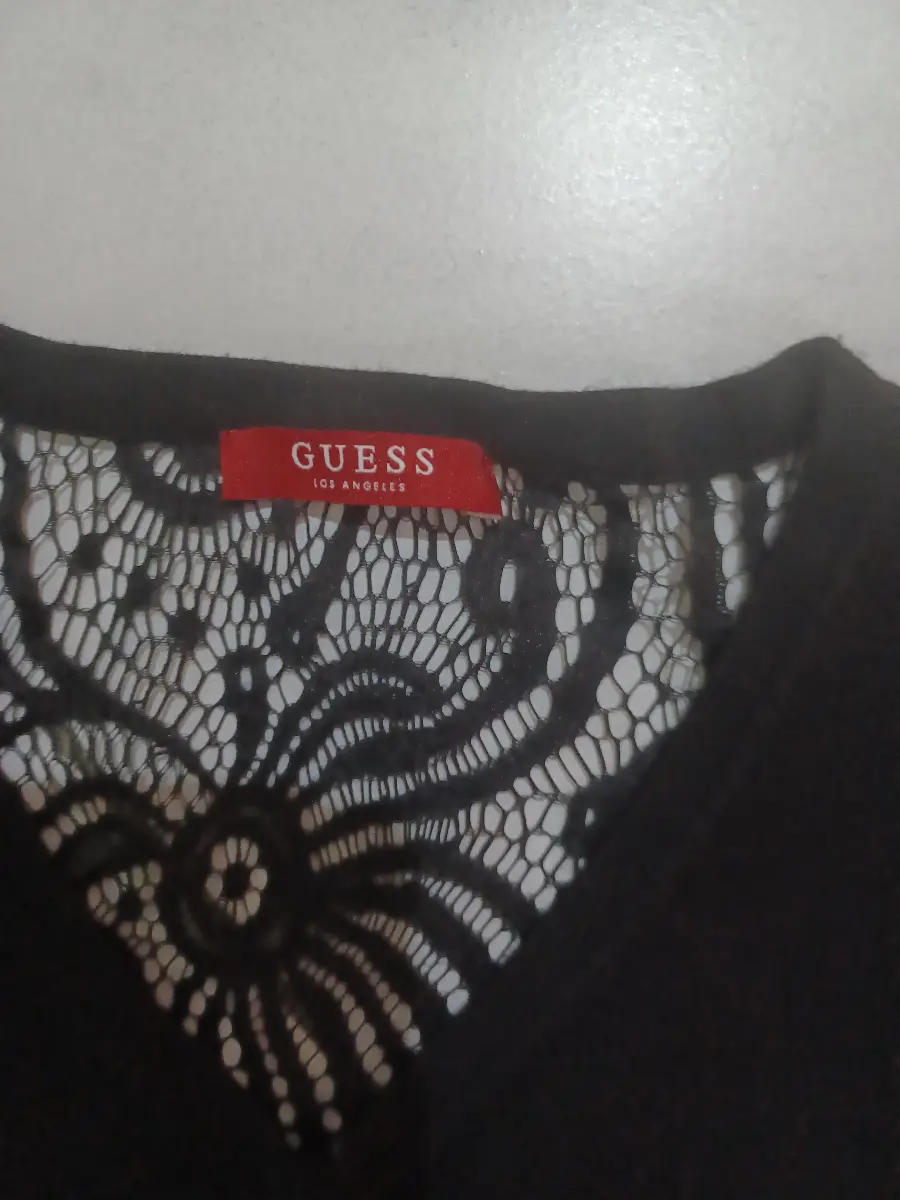 GUESS Pullover Bild 3