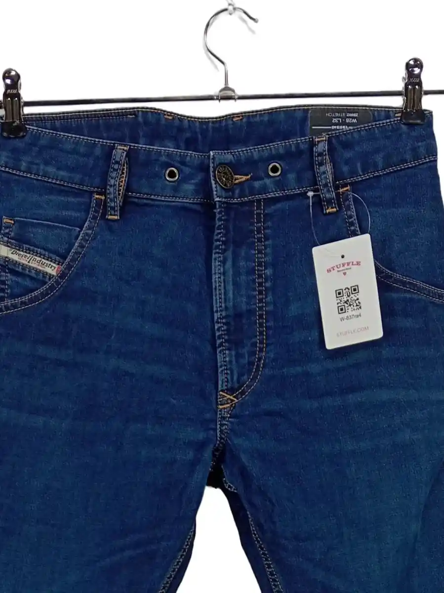 DIESEL Jeans Tapered Fit Bild 2