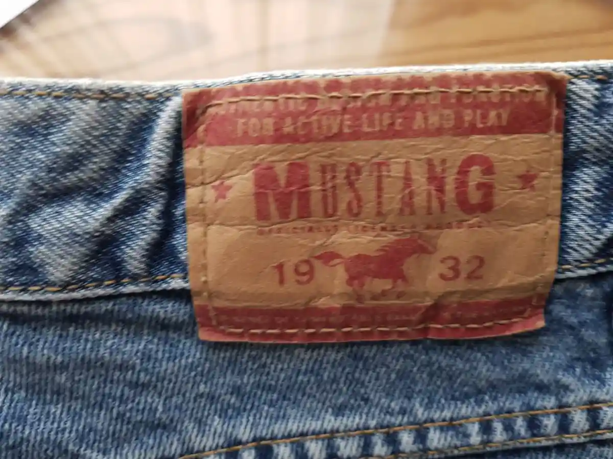 MUSTANG High Waist Jeans Bild 2
