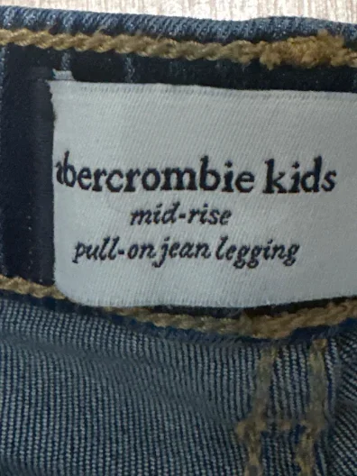ABERCROMBIE KIDS Destroyed Jeans Bild 5
