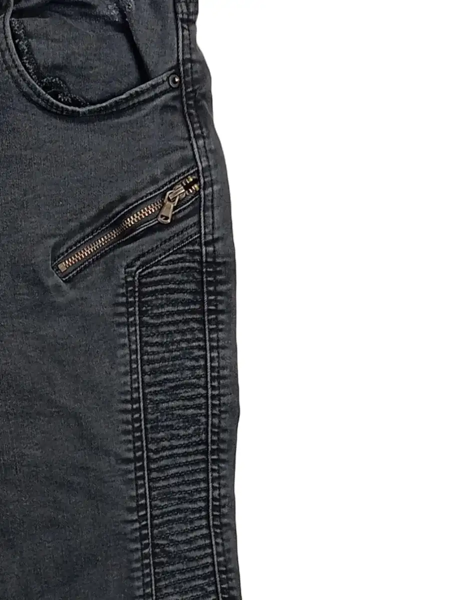 ZARA Destroyed Jeans Bild 3