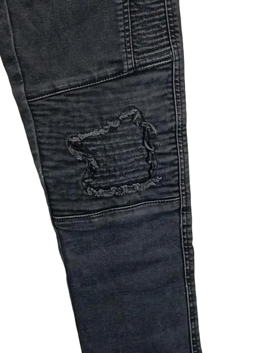 ZARA Destroyed Jeans Bild 4