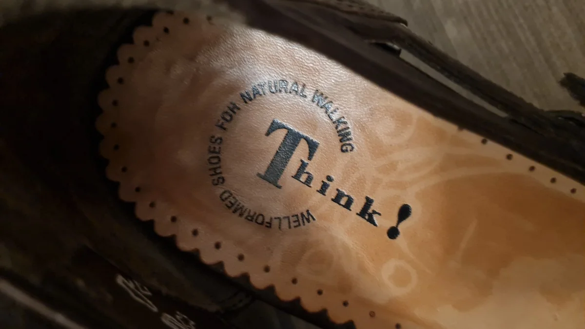 THINK! Ballerinas Bild 2